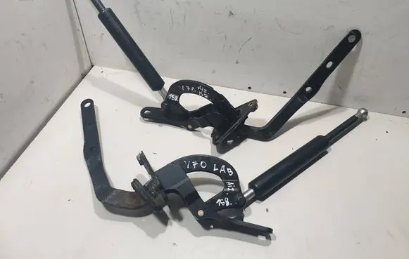 Volvo V70 Tailgate/trunk/boot hinge