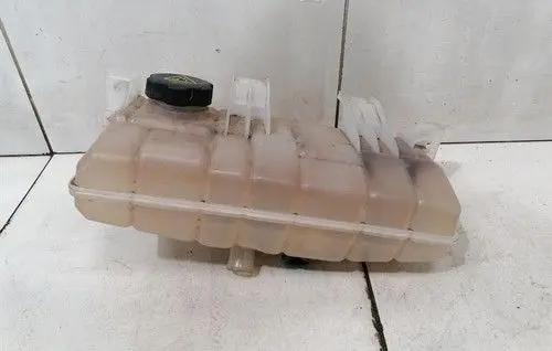 Tesla Model S Coolant expansion tank/reservoir cap 103612400O