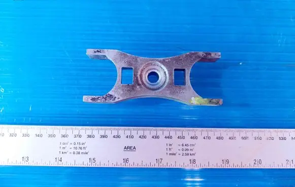 Skoda Octavia Mk3 (5E) Fuel Injector clamp holder 04L216