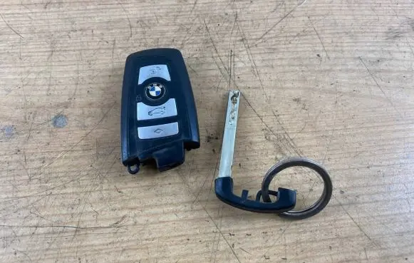 BMW 5 GT F07 Ignition key/card 