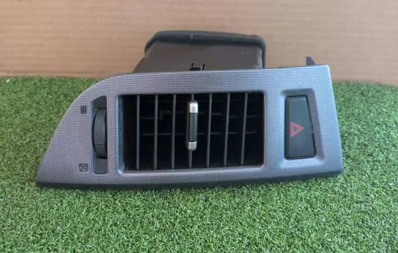 Mitsubishi Pajero Dash center air vent grill 8030A087 8030A034 8030A069