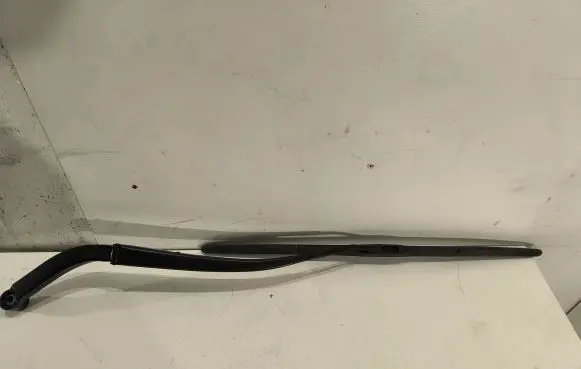 Toyota RAV 4 (XA50) Front wiper blade arm 2767721