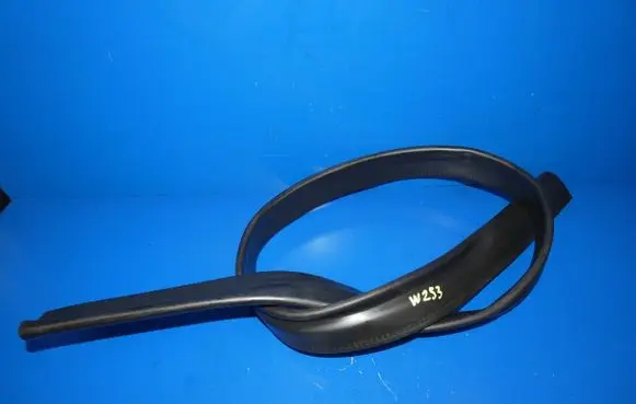 Mercedes-Benz GLC X253 C253 Engine compartment rubber 