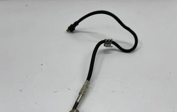 Mercedes-Benz E W213 Exhaust gas temperature sensor A0009059604
