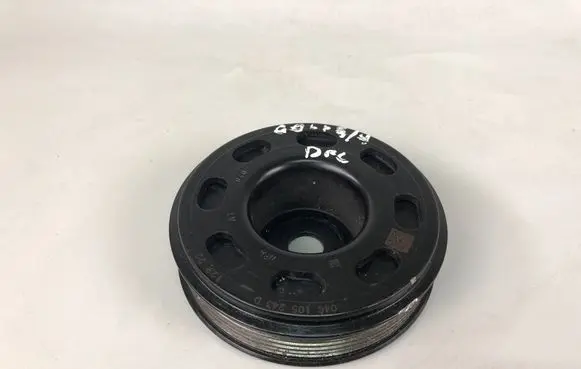 Volkswagen Golf VIII Crankshaft pulley 04C105243D