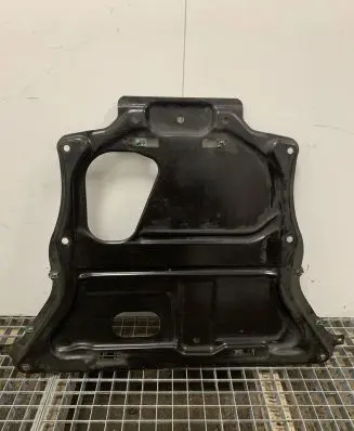 BMW 2 F22 F23 Engine splash shield/under tray 6860952