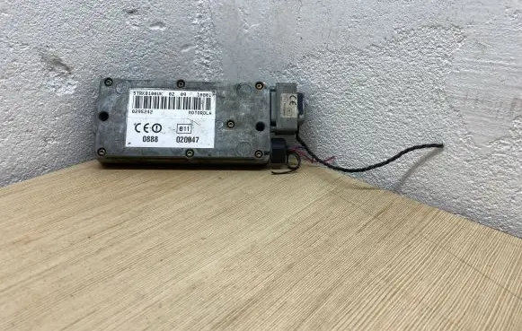 Mercedes-Benz ML W163 Aerial GPS antenna 5TRK0100UK 0295242 020047