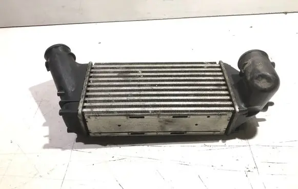 Citroen C4 I Picasso Intercooler radiator 9656525880