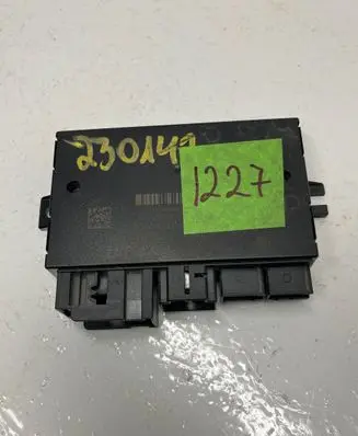 Mercedes-Benz C W205 Tow bar trailer control unit/module A2059009216