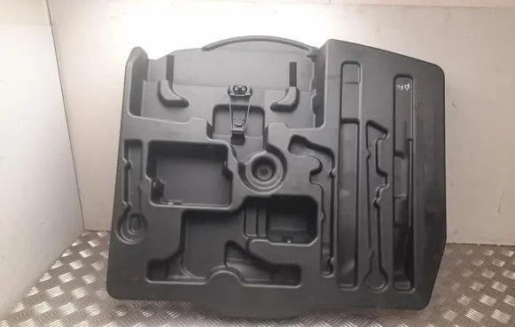 Lexus UX Tool box PW24176005