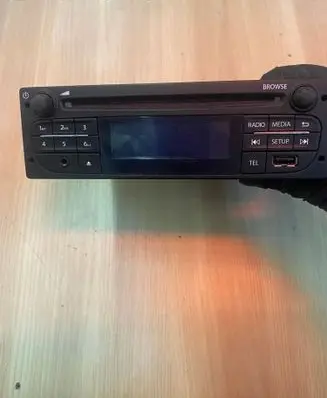 Renault Master III Radio/CD/DVD/GPS head unit 281155360R