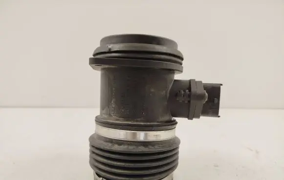 Volvo V70 Mass air flow meter 0280218134 8692624