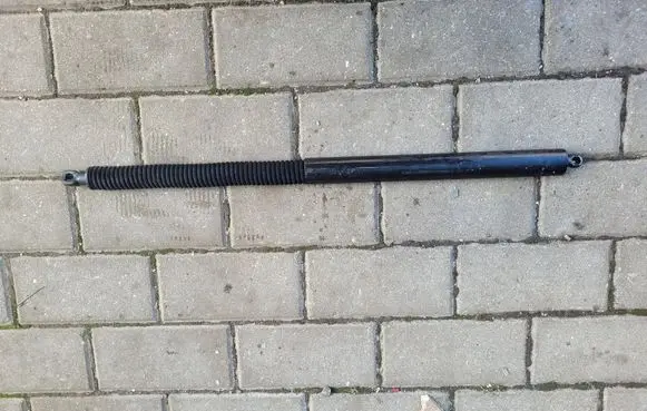 Audi A7 S7 4G Tailgate strut 4G8827555B