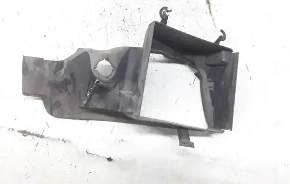 Skoda Fabia Mk1 (6Y) Intercooler air channel guide 6Y0121467