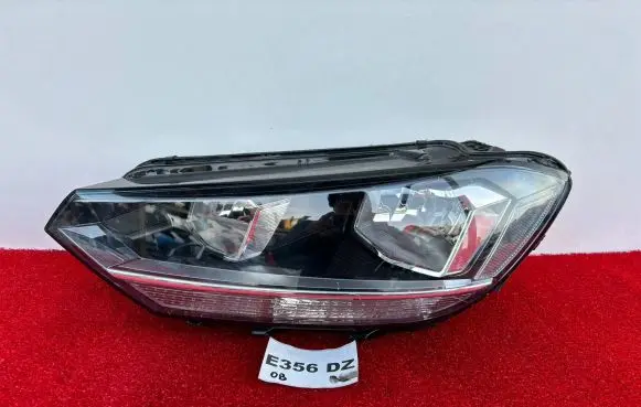 Volkswagen Touran III Headlight/headlamp 5TB941005A