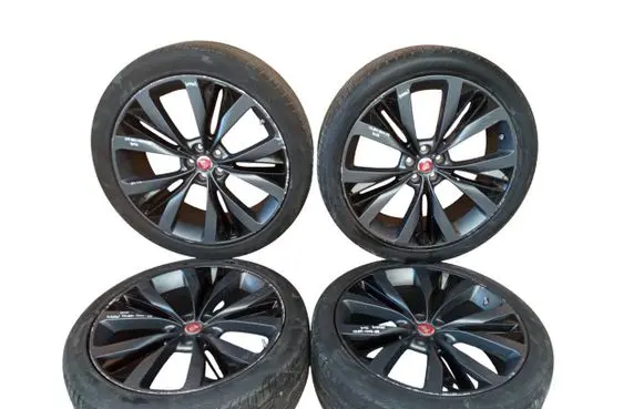 Jaguar F-Pace R22 alloy rim HK8M1003AB