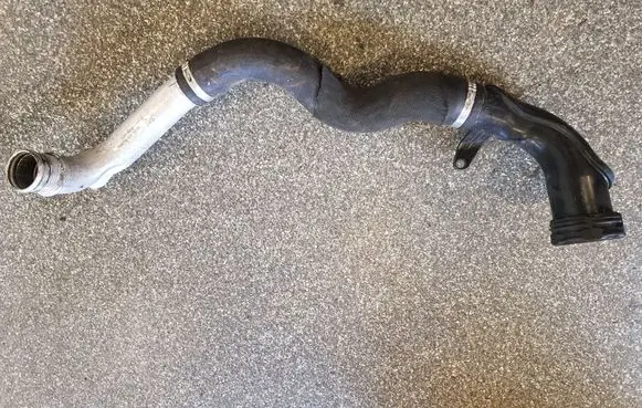 Buick Encore I Intercooler hose/pipe