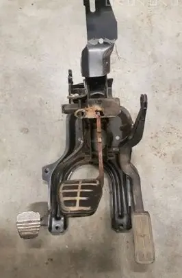 Volkswagen Corrado Brake pedal 357721111 191721141A 357721315