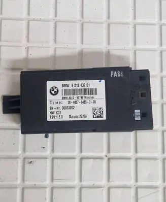 BMW 7 F01 F02 F03 F04 Seat heating relay 9212437 00033202 2840078405300
