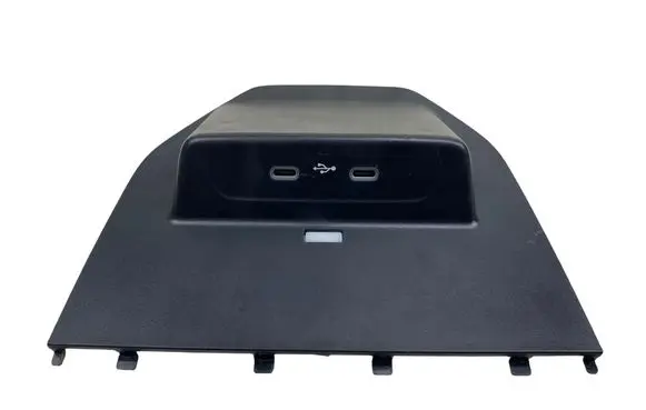 Skoda Fabia Mk4 (6VA) USB socket connector 6VB857367B 6VB857367A