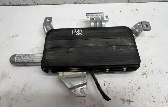 Mercedes-Benz C W203 Front door airbag A2038602605 30320418C 0007242440018