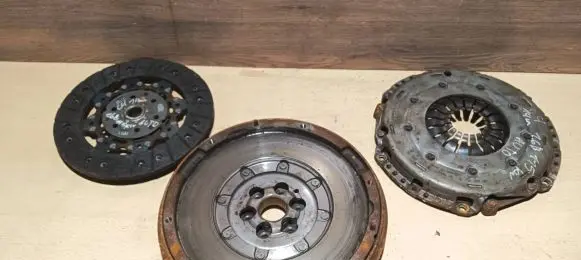 Citroen C4 II Clutch set kit 9675020780 9685772180 9673707580