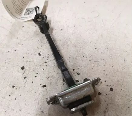 Hyundai Santa Fe Front door check strap stopper