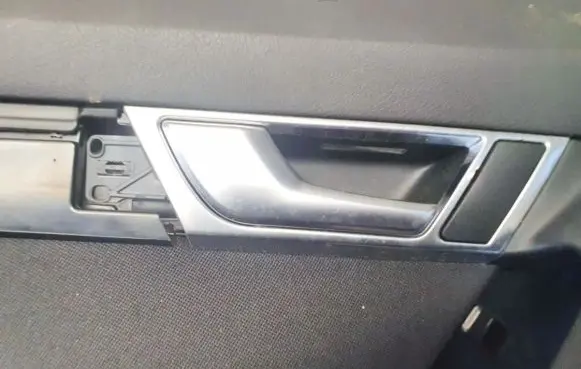 Audi A6 S6 C6 4F Rear door interior handle 4f0839019d