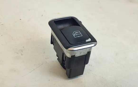 Mercedes-Benz C W204 Electric window control switch A2049058102