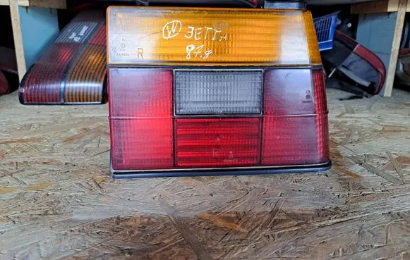 Volkswagen Jetta II Rear/tail lights 165945112