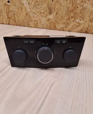 Opel Zafira B Climate control unit 0AM7508C68 13250622 15032010
