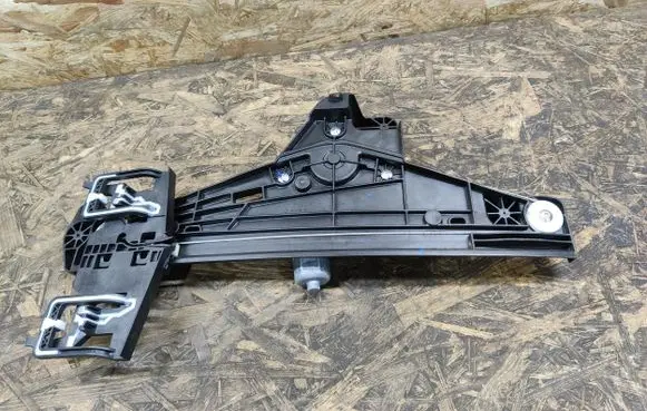 Opel Mokka B Rear door window regulator with motor 9843773980