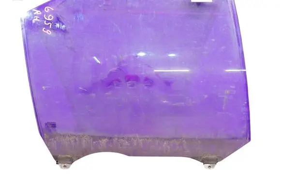 Honda Civic Front door window glass four-door 
