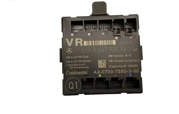 Mercedes-Benz Vito Viano W447 Door control unit/module A4479007806
