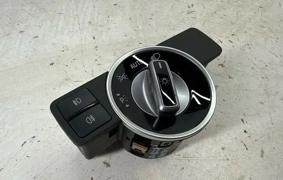 Infiniti QX30 Light switch 255425DA3B