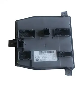 Mercedes-Benz C W205 Fuse module