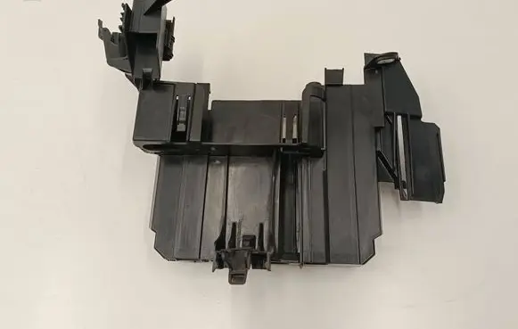 Other engine bay part