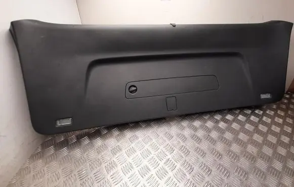 Audi Q7 4M Tailgate/boot lid cover trim 4M0867973F