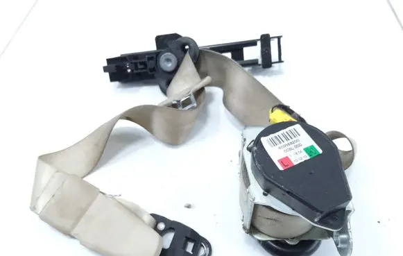 Skoda Superb B6 (3T) Front seatbelt 609868200