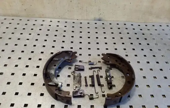 Honda CR-V Handbrake/parking brake pads 