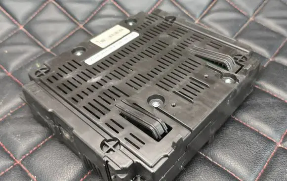 Fiat Fiorino Bluetooth control unit module 51818143 24031478 7MAFULA78