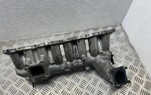 KIA Sorento Intake manifold