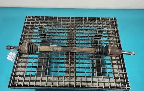 Peugeot 208 I Front driveshaft 10263058C IMPRK1552086