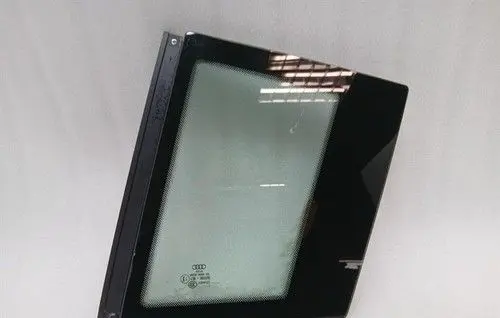 Audi R8 4S Rear door window glass 4S8845299A