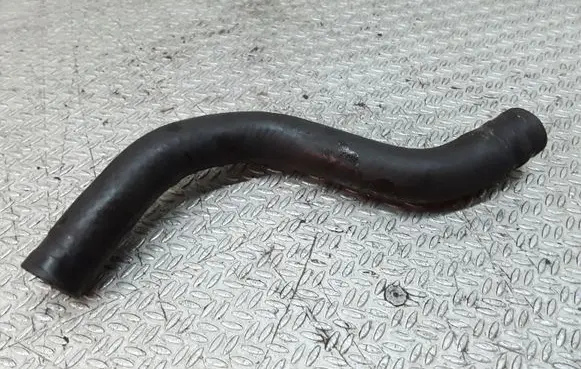 KIA Sorento Engine coolant pipe/hose