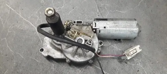 Ford Mondeo MK II Wiper motor 93BB17404H1E