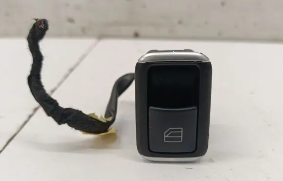 Mercedes-Benz GLA W156 Electric window control switch A2049058102