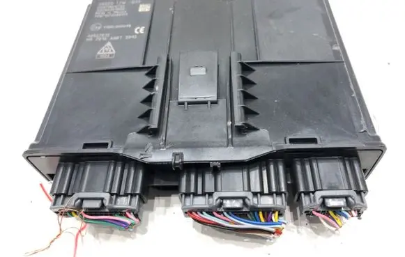 Honda HR-V Central body control module 38320-T7W-G11