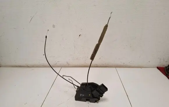 Mazda 3 I Front door lock 3N6AA21813KN