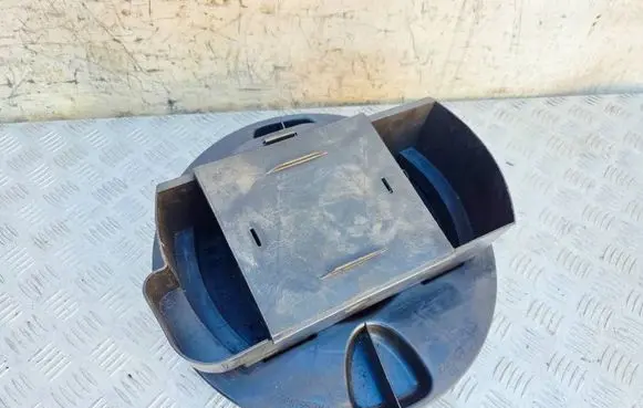 Mercedes-Benz S W221 Tool box 2218980207